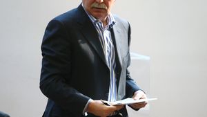 "Pretențiile lui Moraes sunt exagerate**, dar nu e prost cine cere, e prost cine dă!"