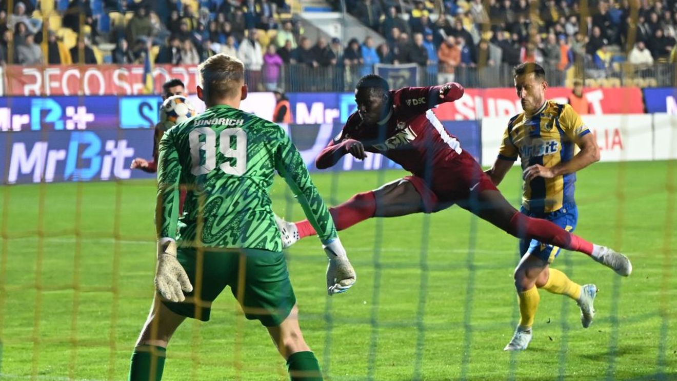 Răsturnare de situație la CFR Cluj. Ce se întâmplă cu Zouma. „Nu pot să spun asta acum”. EXCLUSIV