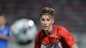 Octavian Popescu, cel mai mare talent al Ligii 1? „Are stilul lui Sănmărtean și ceva în plus!”. Pariul unui fost patron de club