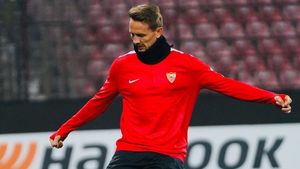 Spaniolii de la Sevilla, probleme la Cluj-Napoca! Vor ”degera” la ora meciului cu CFR Cluj | SPECIAL