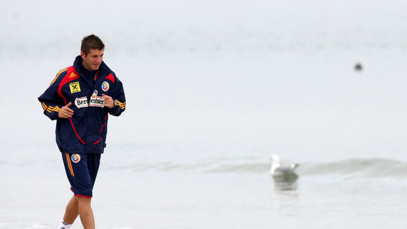 "Mă simt mai motivat** cu Chivu și Rădoi alături, la națională!"