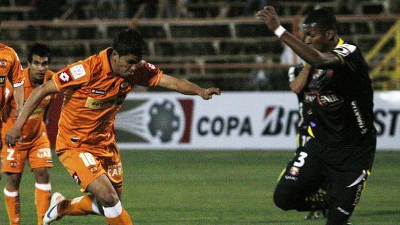 Joacă pentru Barcelona și se declară mândru de interesul Realului:** "Sunt flatat!" Țintă surpriză a 'galactilor'. United stă la pândă pentru fundaș