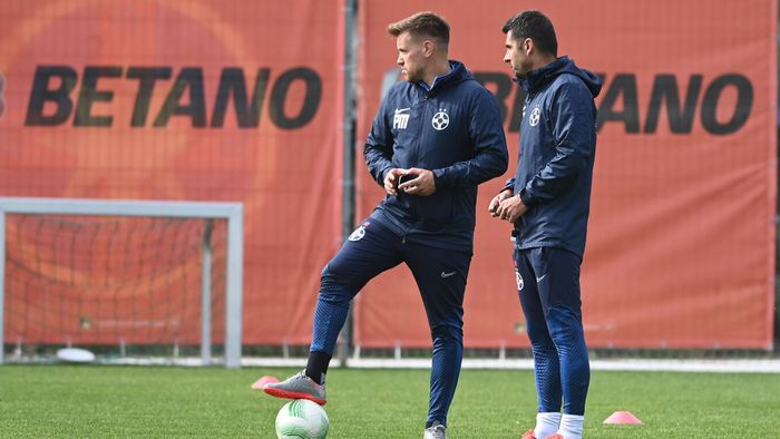 Nicolae Dică îl ceartă pe Mihai Pintilii, după declarațiile antrenorului de facto de la FCSB: „Se înșală! El nu știe pe ce loc era echipa”