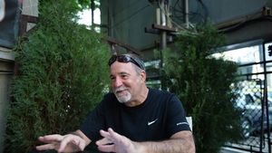 Lecțiile de viață ale lui Mache, campion de streetball la 50 de ani: "Noi ne naștem toți puturoși, dar sănătatea înseamnă să muncești"