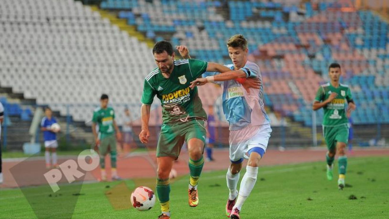 Universitatea Olguței, destul de iubită de fani! FOTO: Asistență însemnată la amicalul Craiova - CS Mioveni 3-2