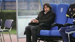 De ce a fost dat afară Napoli?