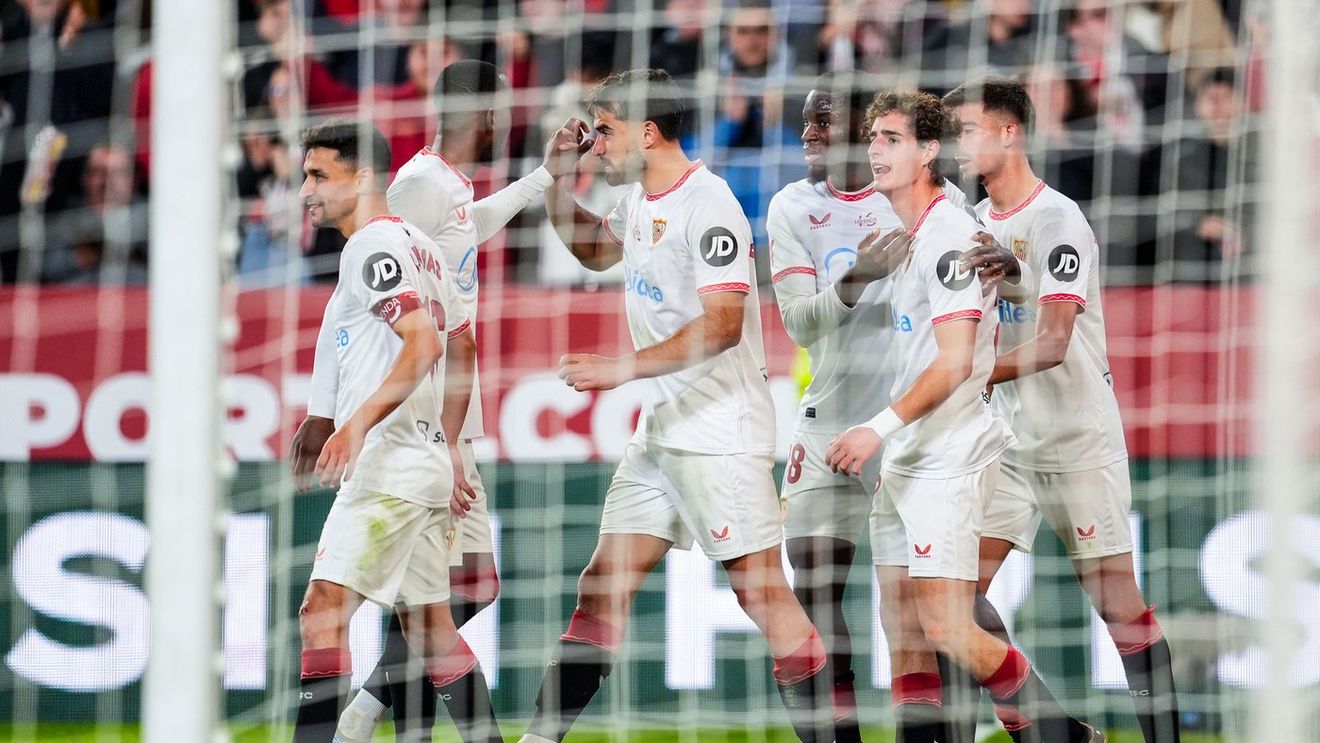 FC Sevilla nu mai are răbdare și vrea să cumpere atacantul înainte de Qarabag - FCSB. Prețul e de 5.000.000 de euro