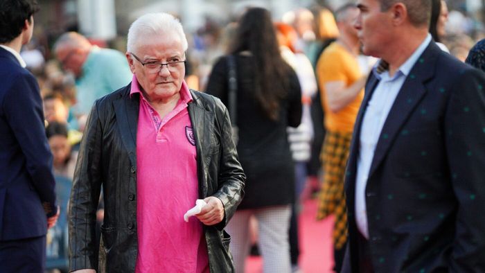 Dumitru Dragomir știe ce s-a întâmplat cu averea lui Irinel Columbeanu și de ce a ajuns pe străzi fostul milionar! „Gagicăreala costă bani. A cheltuit banii de la tatăl lui”