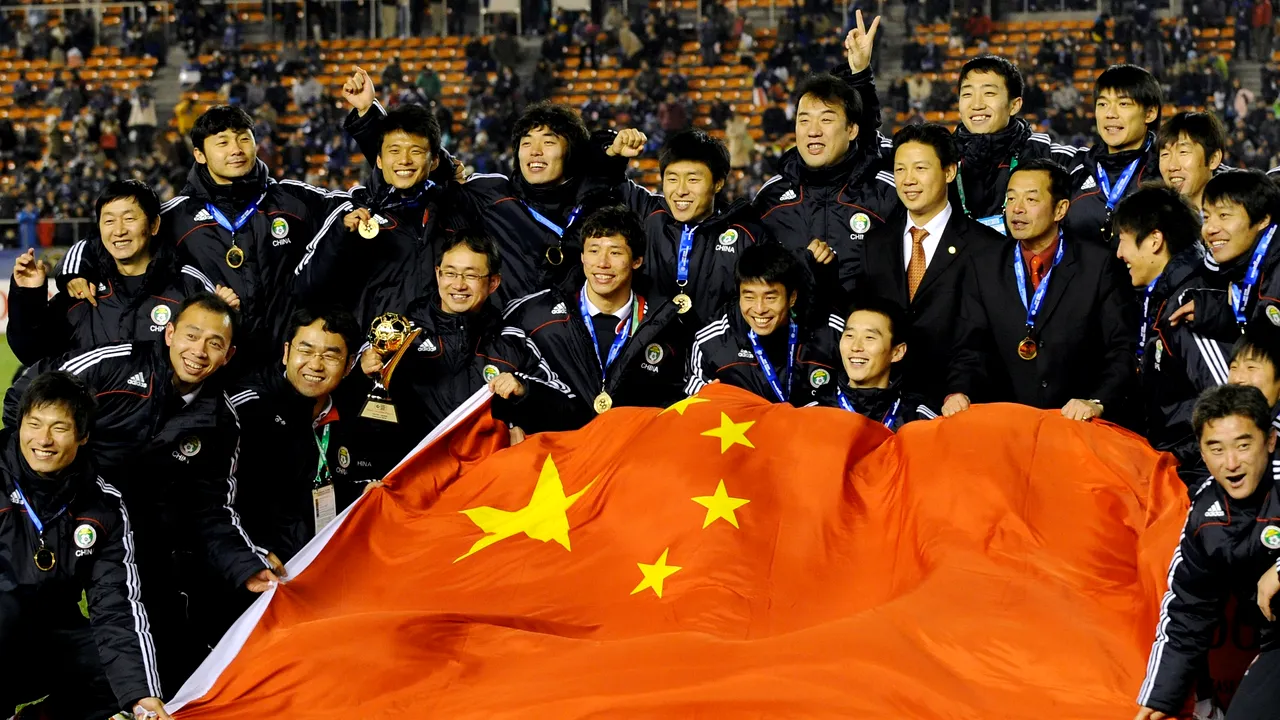 Trei foști conducători din fotbalul chinez, arestați într-o anchetă ce vizează meciuri trucate