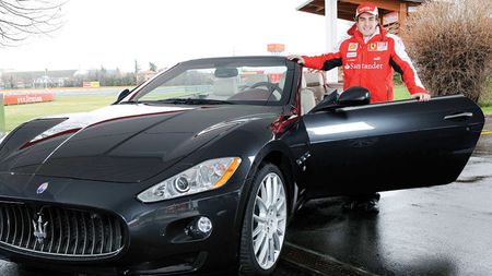 Supermașinile lui Alonso