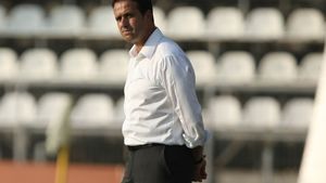 Levi: "Ar fi prea simplu să demisionez"