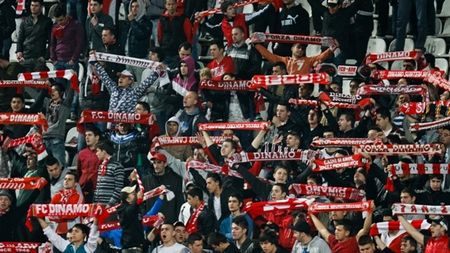 Dinamo - CFR, varianta fanilor:** "Nu cred că au făcut blat, dar poate au jucat la pariuri! Au făcut figurație pe teren"