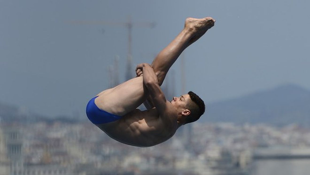 Sportivul Michalis Fafalis rănit grav, după ce trambulina de pe care urma să sară s-a rupt: "Viața lui e pusă în pericol"