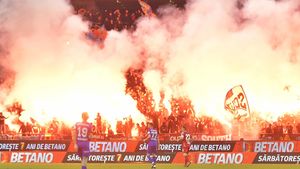 Derapaj șocant al fanilor CSA Steaua! Imaginile horror cu ultrașii echipei Armatei: au dus un coșciug și o cruce cu FCSB la stadionul din Ghencea. „Curajoșii” suporteri din Peluza Sud s-au ascuns în spatele unor măști | GALERIE FOTO