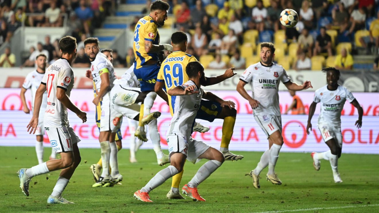 🚨 Hermannstadt – Petrolul Ploiești 0-0, Live Text Online, în etapa 21 din Superliga. A început meciul de la Sibiu!
