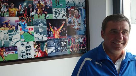 Hagi, sfaturi pentru Steaua: "Trebuie să joace până la capăt"