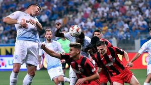 Condiții dure pentru fanii care vor să participe la finala Cupei României! Câți bani îi costă să meargă la meciul Universitatea Craiova - Astra