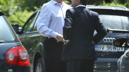 Asta le întrece pe toate!** ATACUL suburban al lui Gigi Becali la adresa oficialilor Rapidului! I-a zis lui Dinu Gheorghe "bancul" cu mielul