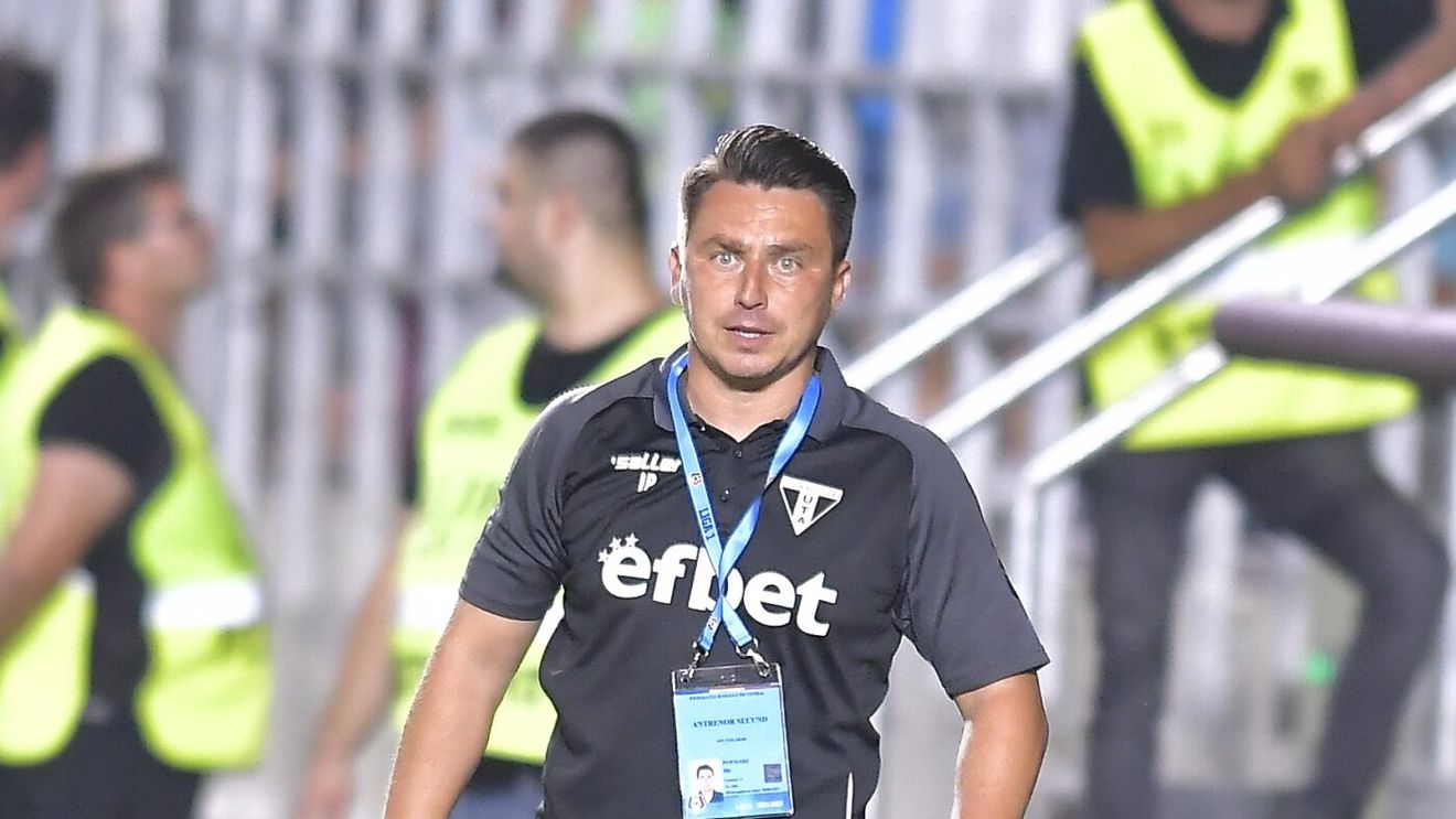 Ilie Poenaru îl contrazice pe Mihai Stoica, după „nebunia” de la UTA - FCSB: „Trebuie să îi aduc aminte asta!”. Antrenorul arădenilor regretă introducerea VAR în Superliga