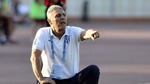 Sorin Cârțu s-a enervat și a pierdut finalul partidei de coșmar cu Laci: „Vom trage concluzii radicale în ceea ce privește lotul!”