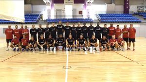 SPECIAL | Nu e glumă, FC Barcelona a transferat un român după o pauză de peste 20 de ani! La 18 ani, Andrei Buzle a dat lovitura carierei: "Visul meu era să ajung la o echipă din Liga Națională, dar mi s-au deschis alte uși". Ce așteptări are Xavier Pasqual de la handbalistul român