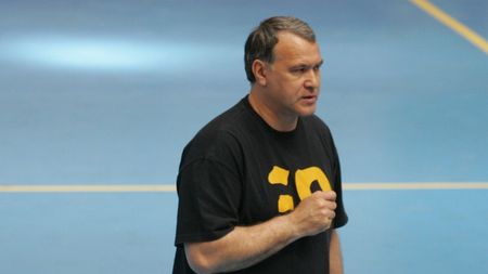 "Mi-am rupt mâinile și picioarele pentru Steaua, iar ei trimit bodyguarzii după mine"