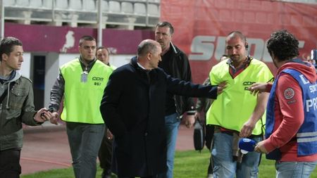 Rapid își poate asigura o parte importantă din buget din conturile lui Copos. Clubul cere 700.000 de dolari de la fostul patron