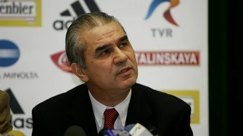 Iordănescu:** „Răzvan nu trebuie schimbat, am încredere în el! Avem șanse, suntem peste Albania și Belarus”