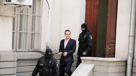 Îl prinde toamna în arest?