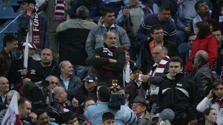 Se pune bine cu fanii