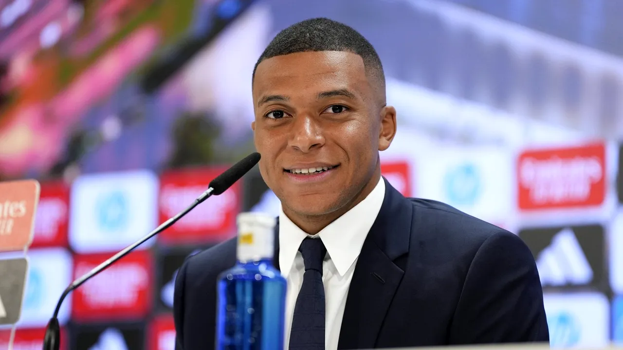 Kylian Mbappe a rămas „regele” Parisului și după super transferul la Real Madrid! Imaginile surprinzătoare din perioada Jocurilor Olimpice pe care nu le-ai văzut la TV. EXCLUSIV