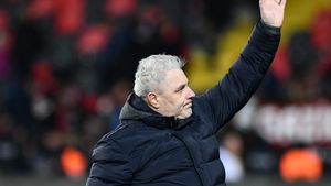 Marius Șumudică anunță sfârșitul carierei de antrenor: „În 2-3 ani, renunț. Mi-e foarte greu, o fac împotriva organismului meu”. Meseria pe care vrea să o practice