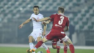 Olimpiu Moruțan, întâlnire cu un patron din Liga 1! Ce l-a rugat mijlocașul FCSB-ului. „Nu-mi face bine deloc!”