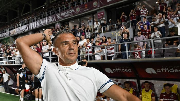 Ce n-ai văzut la TV în Rapid - Sepsi 1-0. Daniel Pancu, urmărit pas cu pas la prima victorie de la revenirea în Giulești. Ce nume mare a venit în fața galeriei la final
