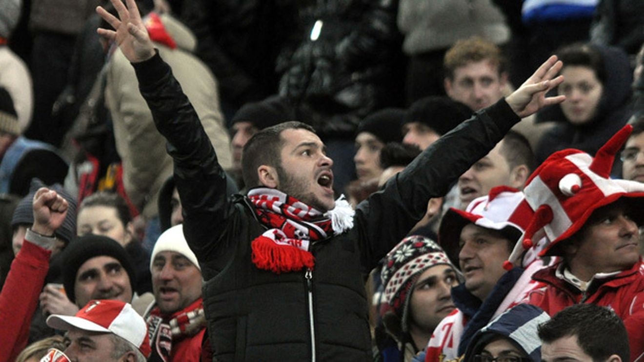 Dinamo revine "acasă" - galeria, din nou în peluză!** Vezi prețurile biletelor pentru Dinamo - Sportul