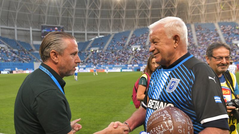INTERVIU Dezvăluirile de senzație ale lui Alexandru Boc! Fundașul de legendă marcator cu Liverpool joacă fotbal și la 80 de ani: „Mitică Dragomir mi-a spus că nu va mai fi!”. EXCLUSIV