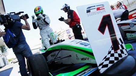 Marinescu mai are puțin până la duelul cu Vettel și Alonso!** Românul începe un sezon în Formula Renault 3.5, ultimul "hop" înainte de Formula 1