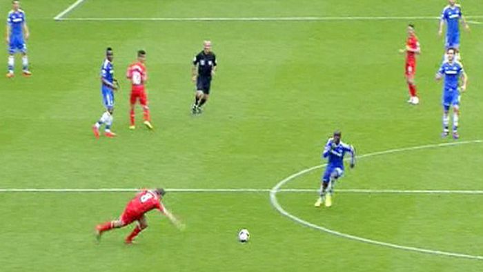 Suarez vorbește în premieră despre cât de greu i-a fost lui Gerrard să treacă peste eșecul cu Chelsea: "În locul lui, mă retrăgeam"