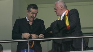 Becali, luat la ochi! Scandalul cu Dragomir a ajuns și în presa străină: "Gigi's week!"** Vezi ce scriu englezii!