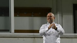Mihai Rotaru a dat lovitura de nicăieri! „Perla” cu care Universitatea Craiova poate face un transfer pe milioane de euro în viitor