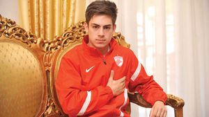 INTERVIU VIDEO | Noul "Rădoi" a fost lăsat pe drumuri, după ce Becali a renunțat la juniori! A fost căpitan la Steaua și Dinamo, iar acum a ales să joace într-o destinație exotică. Unde i-a rămas inima după ce a trecut pe la marile rivale