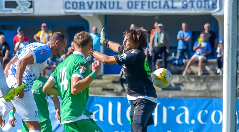 S-a dus și invincibilitatea contra Corvinului! CSC Dumbrăvița a ajuns la șase eșecuri la rând în Liga 2, iar Florin Fabian e un monument de stoicism