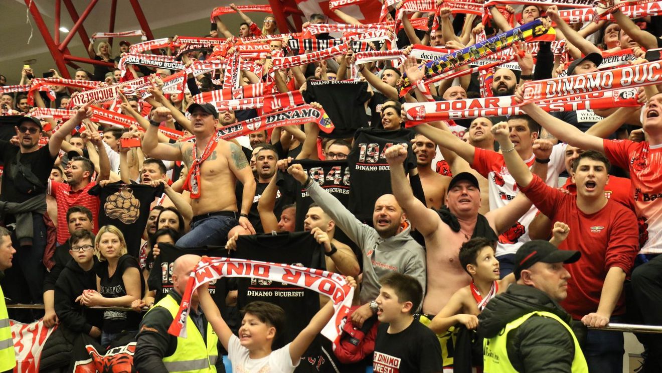 Dinamo, fără suporteri la returul cu PSG din optimile Ligii Campionilor? Epidemia de coronavirus îi poate bloca pe fanii ”câinilor”