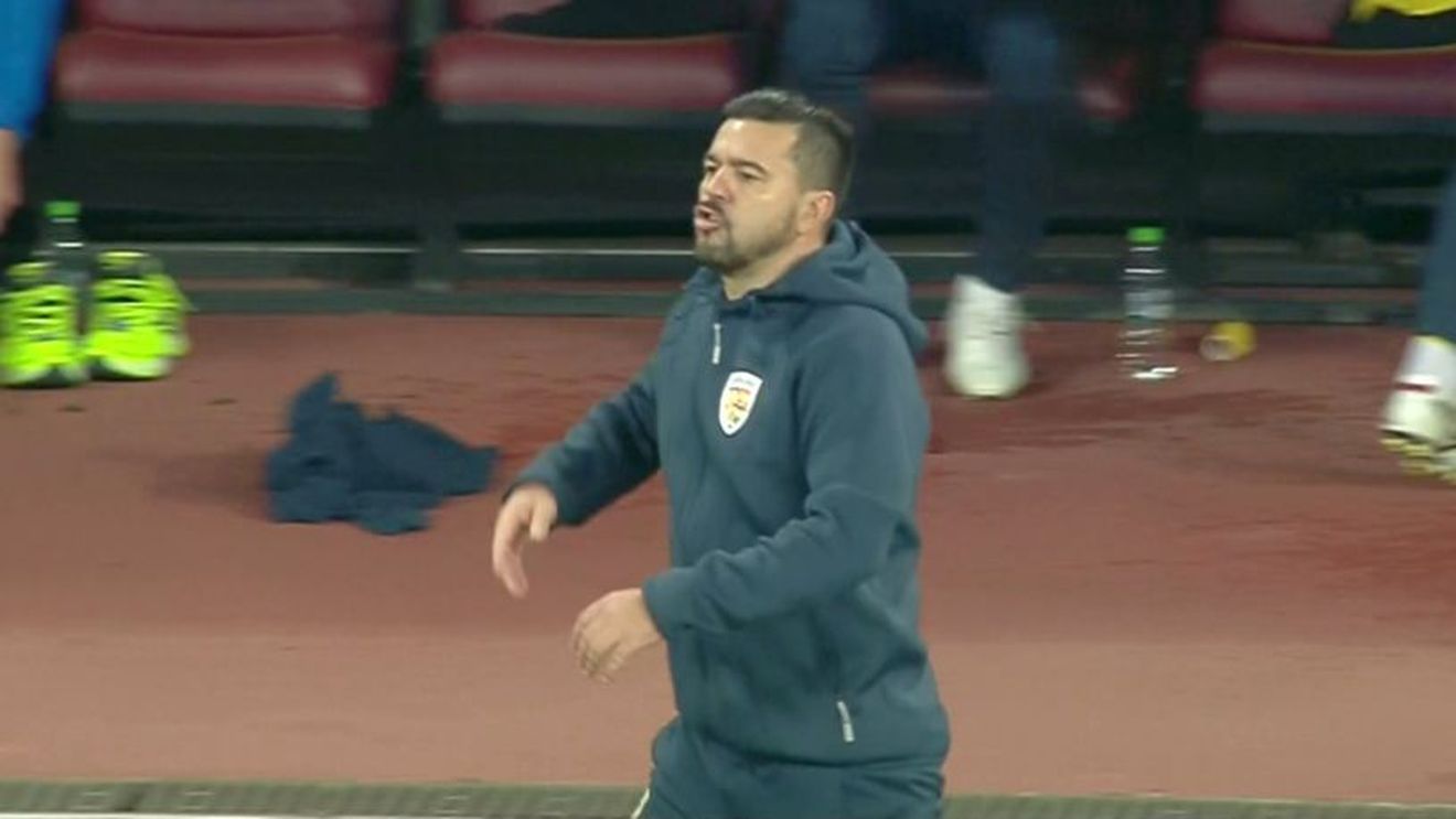 Cornel Dinu îl face praf pe Cosmin Contra: "Cât mai are băiatul ăsta?" + Comentariul acid, după jignirile aduse de selecționer lui Pușcaș: "Incalificabil! Comisia aia e de Daciadă"