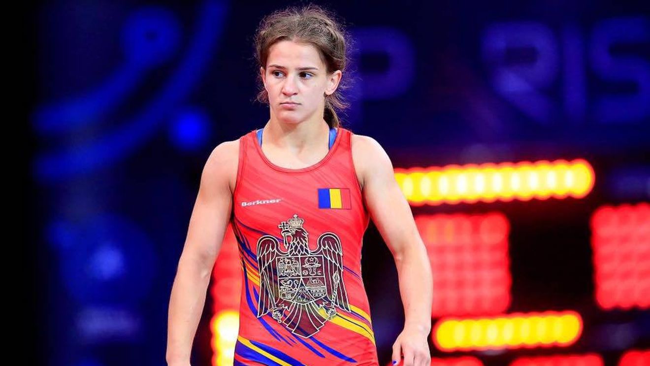 Alina Vuc - medalie istorică pentru luptele feminine românești. Argint la Mondialele de la Paris 