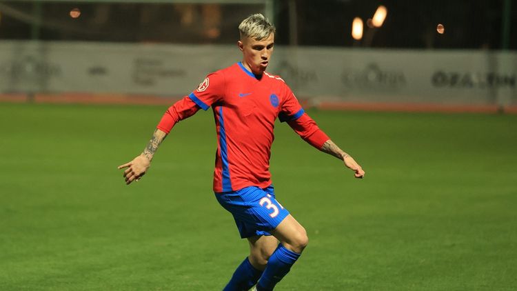 Răsturnare de situație cu transferul lui Tavi Popescu la arabi! Şumudică a pus ochii pe alt atacant al lui Gigi Becali: „Pe el îl voiam, dar…”