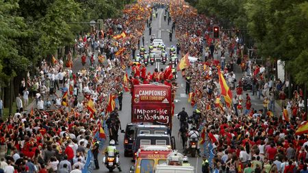 Spania are șase fotbaliști în echipa UEFA a anului 2008