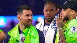 Neymar, mesaj emoționant pentru Lionel Messi după ce argentinianul a jucat ultimul său meci pentru PSG: „Nu a ieșit așa cum credeam! Te iubesc!”. Ce i-a răspuns campionul mondial