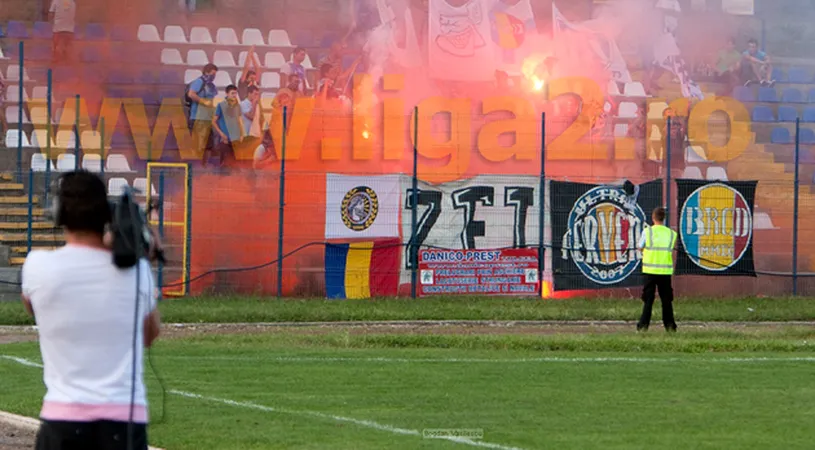 Două meciuri** fără spectatori