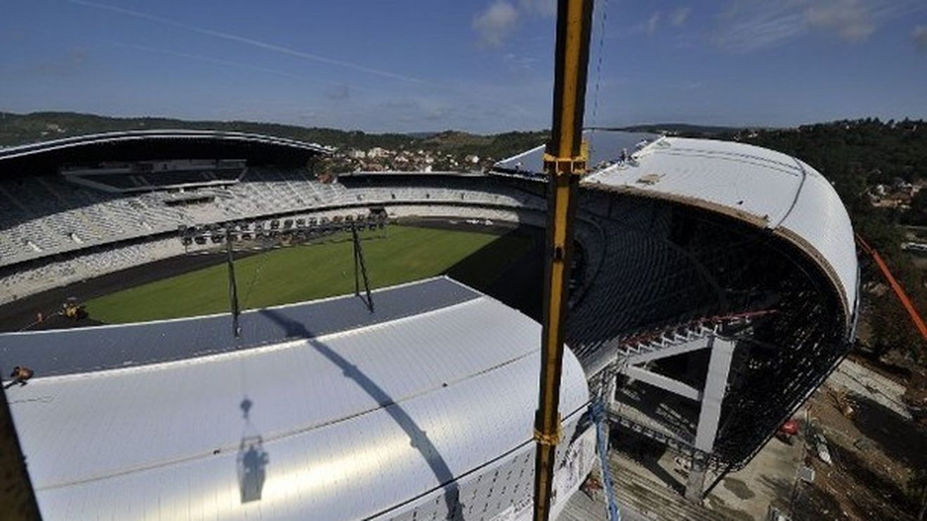 "Vom juca pe Cluj Arena cu 30.000 de oameni în tribune!** Terminăm în primele 5 în campionat"